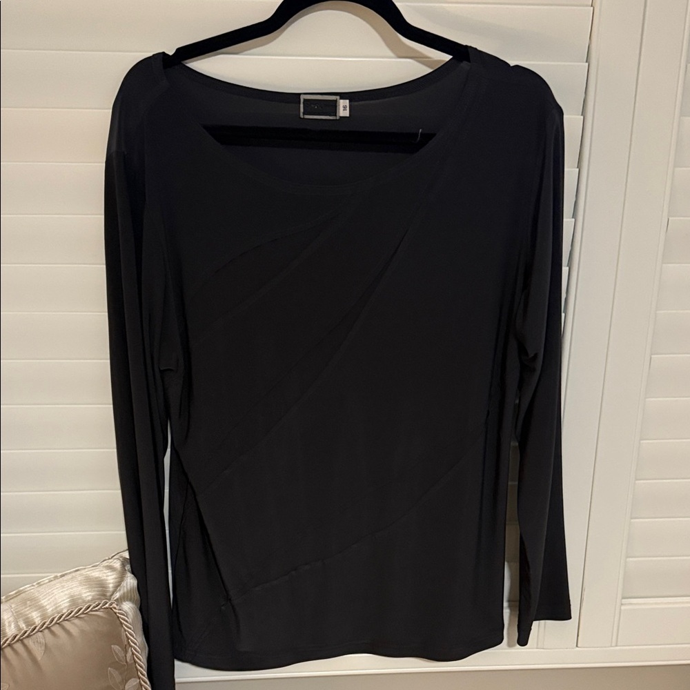 Sympli Elegant charcoal dark grey Long Sleeve Top